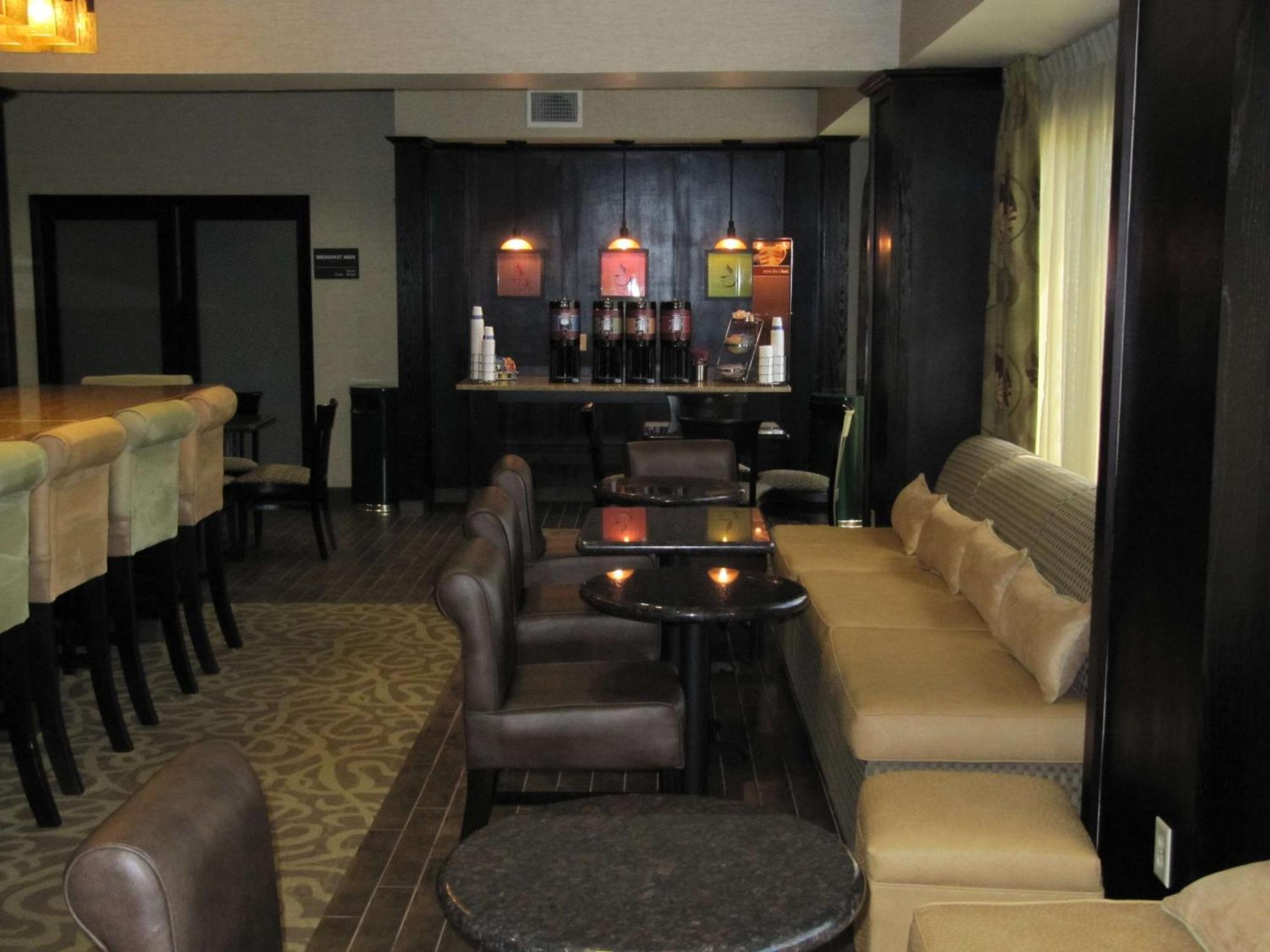 林代尔/泰勒希尔顿恒庭酒店 Lindale 外观 照片